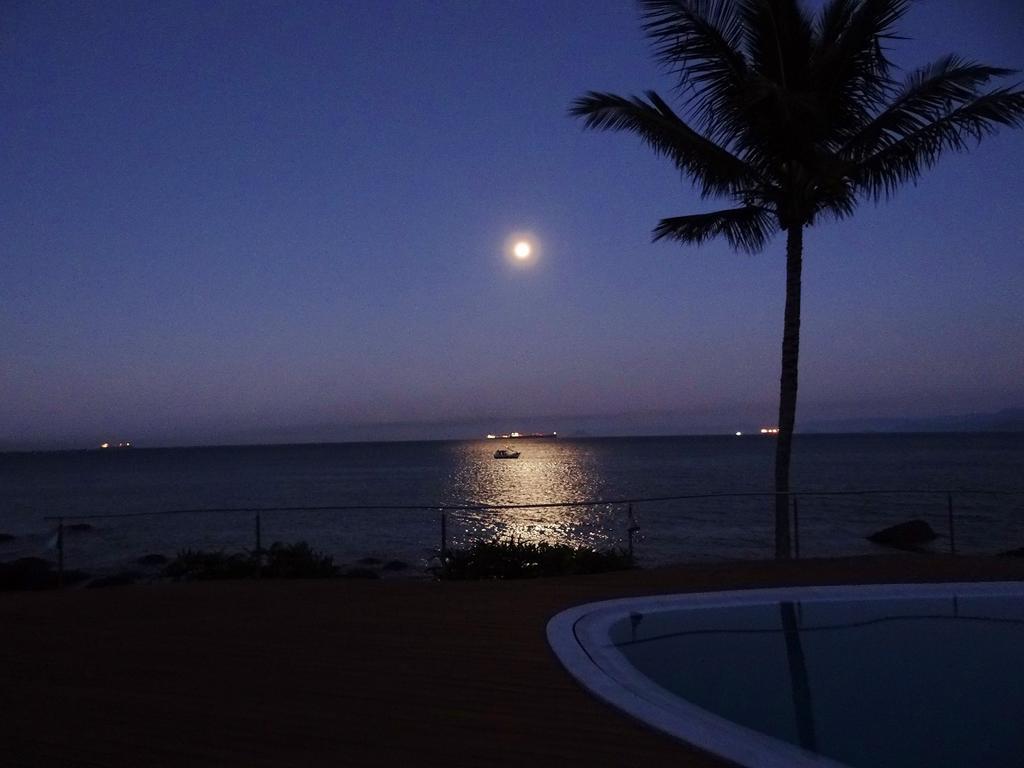 イリャベラ Sol-Lua Bangalo Com Uso Exclusivo Da Piscinaヴィラ エクステリア 写真